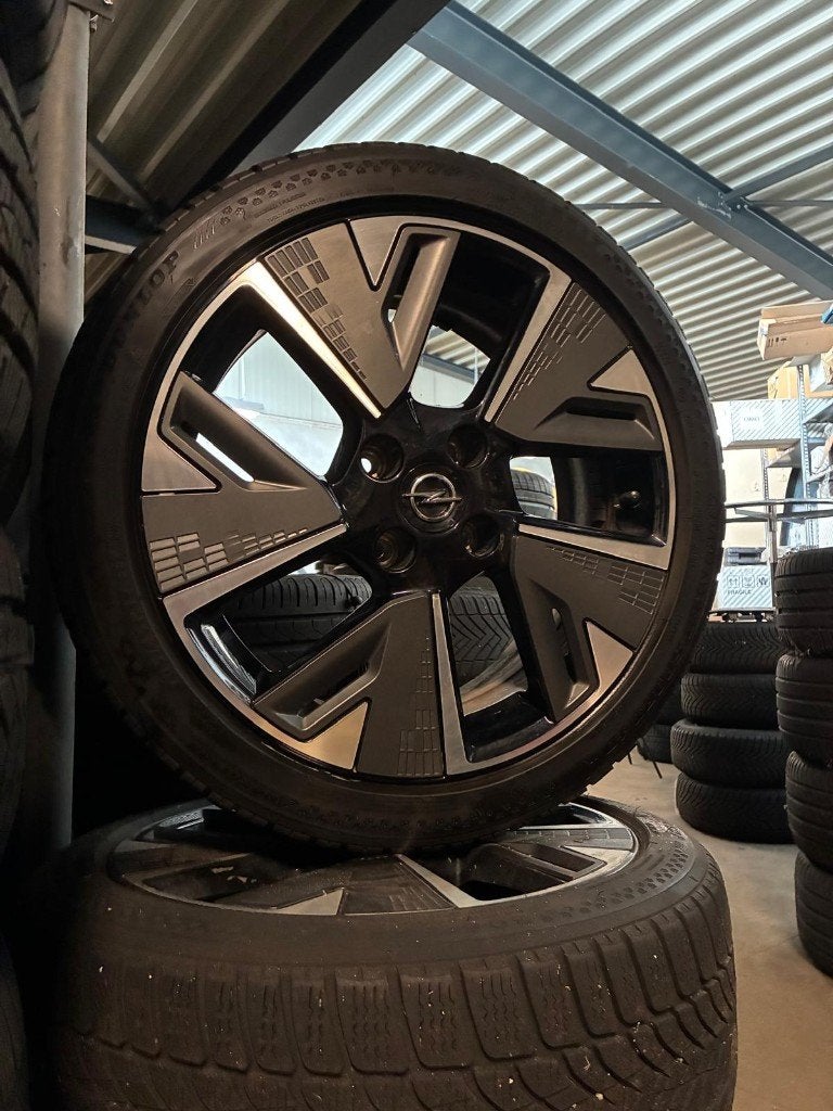 Opel Corsa-e velgenset, Auto-onderdelen, Banden en Velgen, Ophalen, Banden en Velgen, Nieuw, 17 inch