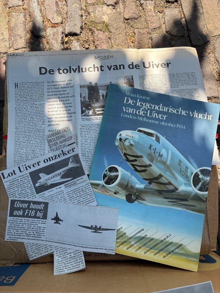 Boek De Uiver, Verzamelen, Ophalen of Verzenden, Gebruikt, Boek of Tijdschrift