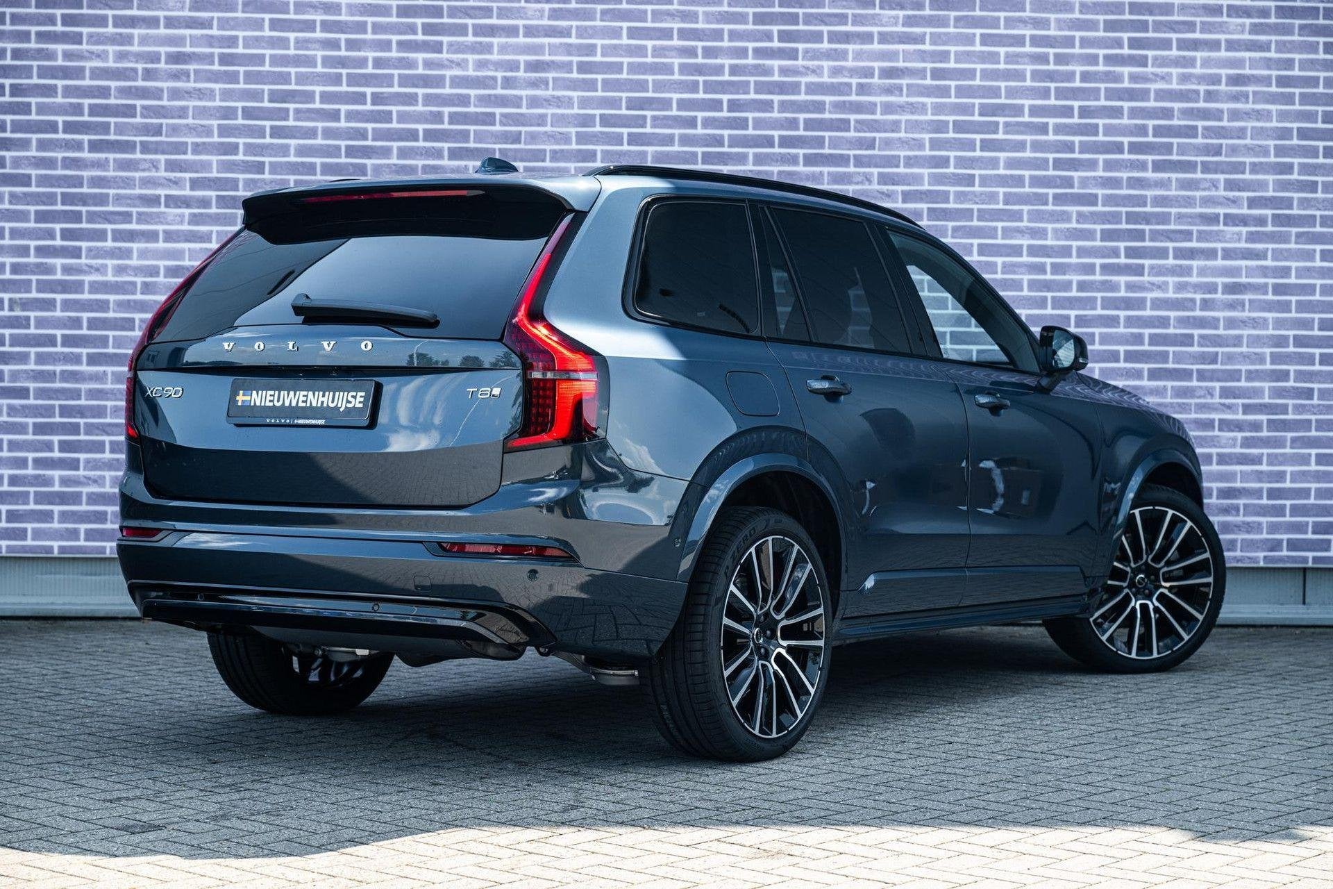 Volvo XC90 2.0 T8 Plug-in hybrid AWD Ultra Black Ed. Exec. |, 12 maanden, Euro 6, Blauw, Vierwielaandrijving