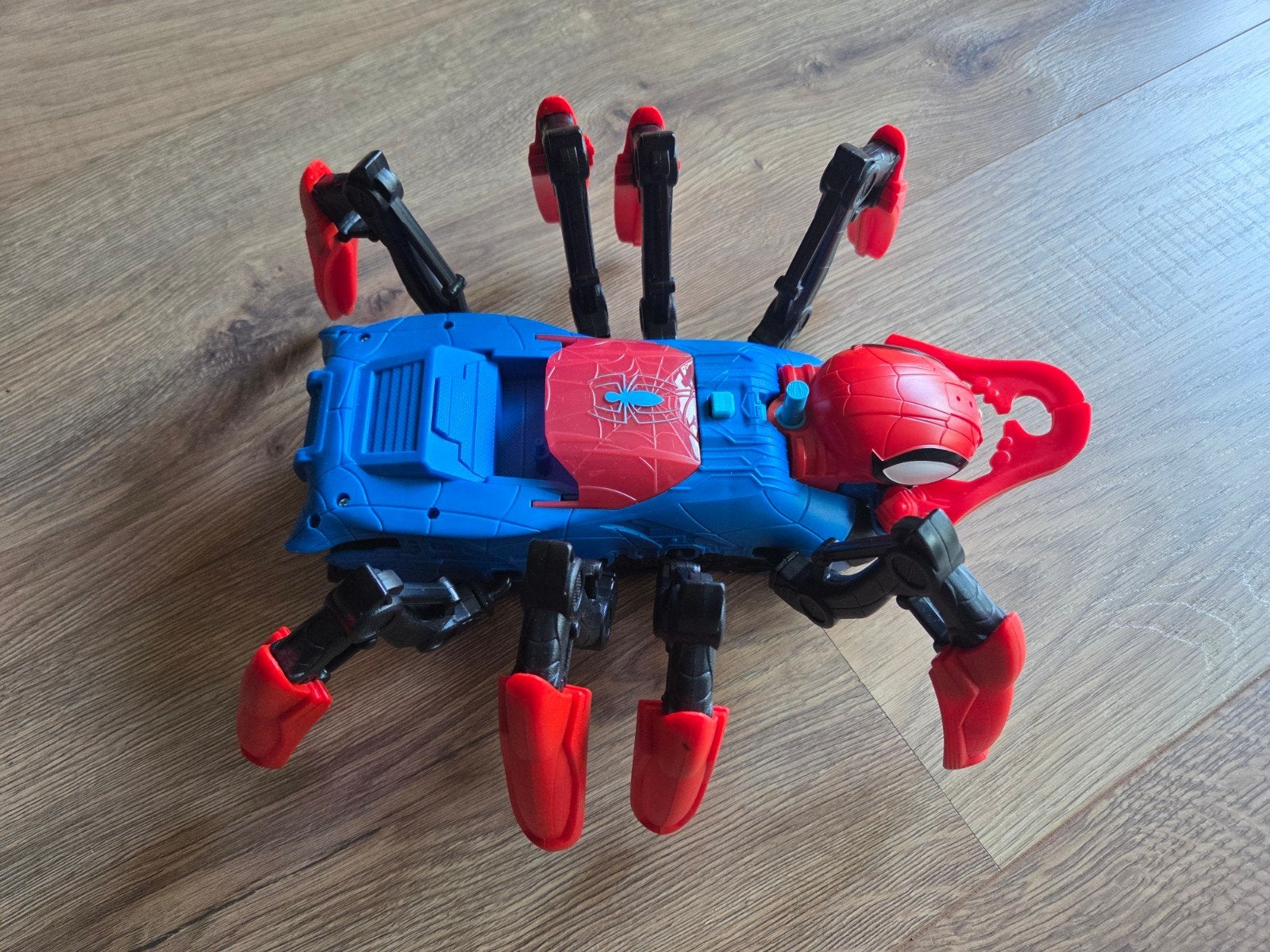 Marvel Spider-Man Crawl 'N Blast Spider, Kinderen en Baby's, Speelgoed | Actiefiguren, Zo goed als nieuw, Ophalen of Verzenden