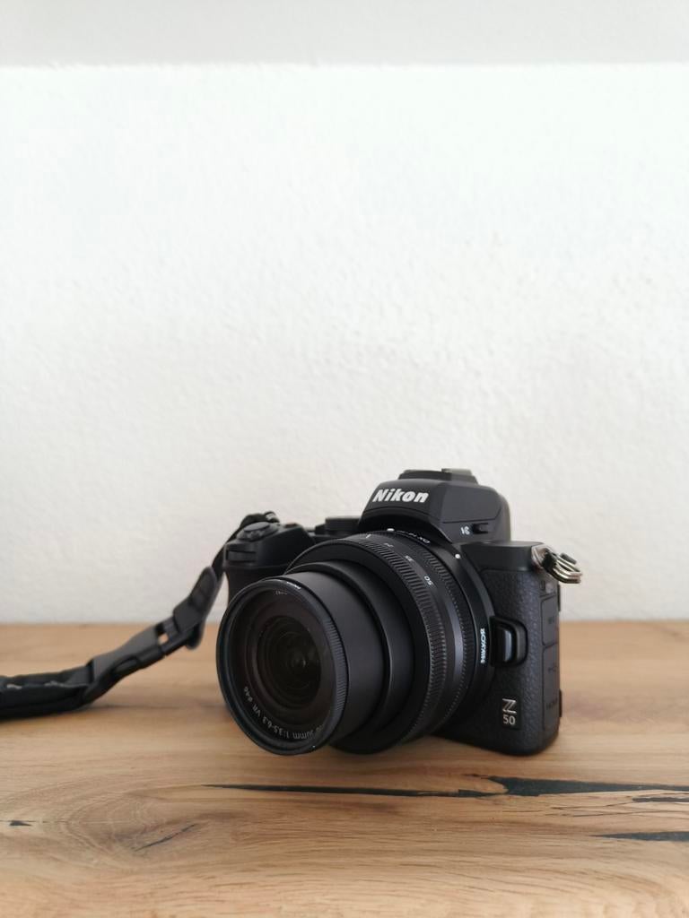 Nikon z50 systeemcamera + nikkor z DX16-50mm lens, Ophalen