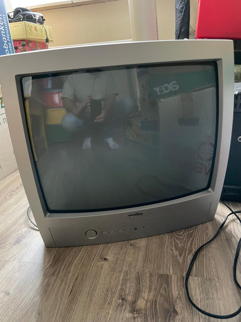 Proline TV. 51cm, Audio, Tv en Foto, Televisies, Ophalen, Zo goed als nieuw, 100 cm of meer, 50 Hz