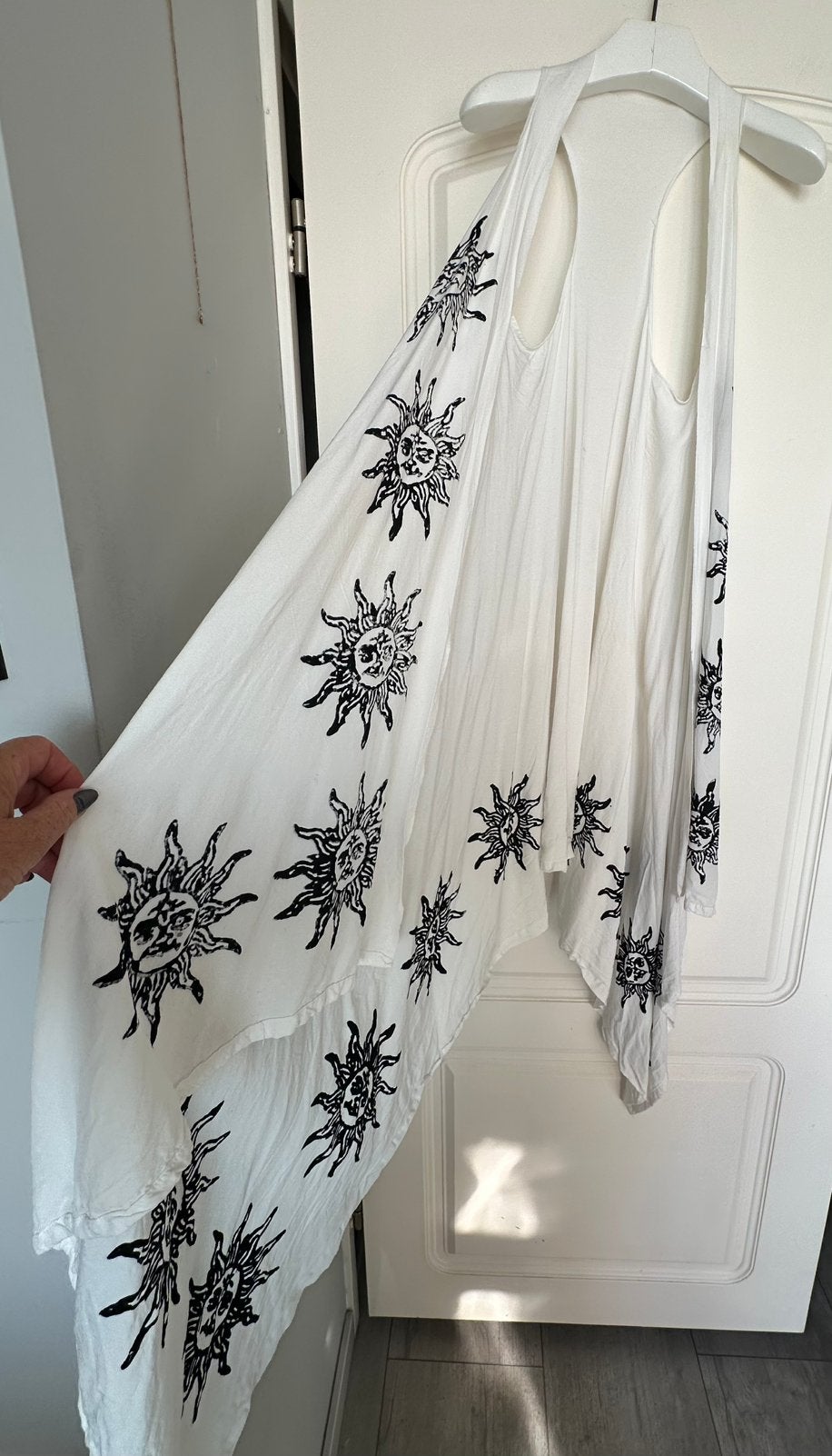 Kimono / lang gilet , wit met zonnetjes , one size, Wit, Maat 42/44 (L), Ophalen of Verzenden, Zo goed als nieuw