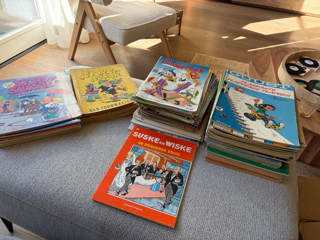 Diverse stripboeken collectie: Suske en Wiske, Guus Flater, Meerdere stripboeken, Ophalen of Verzenden, Zo goed als nieuw