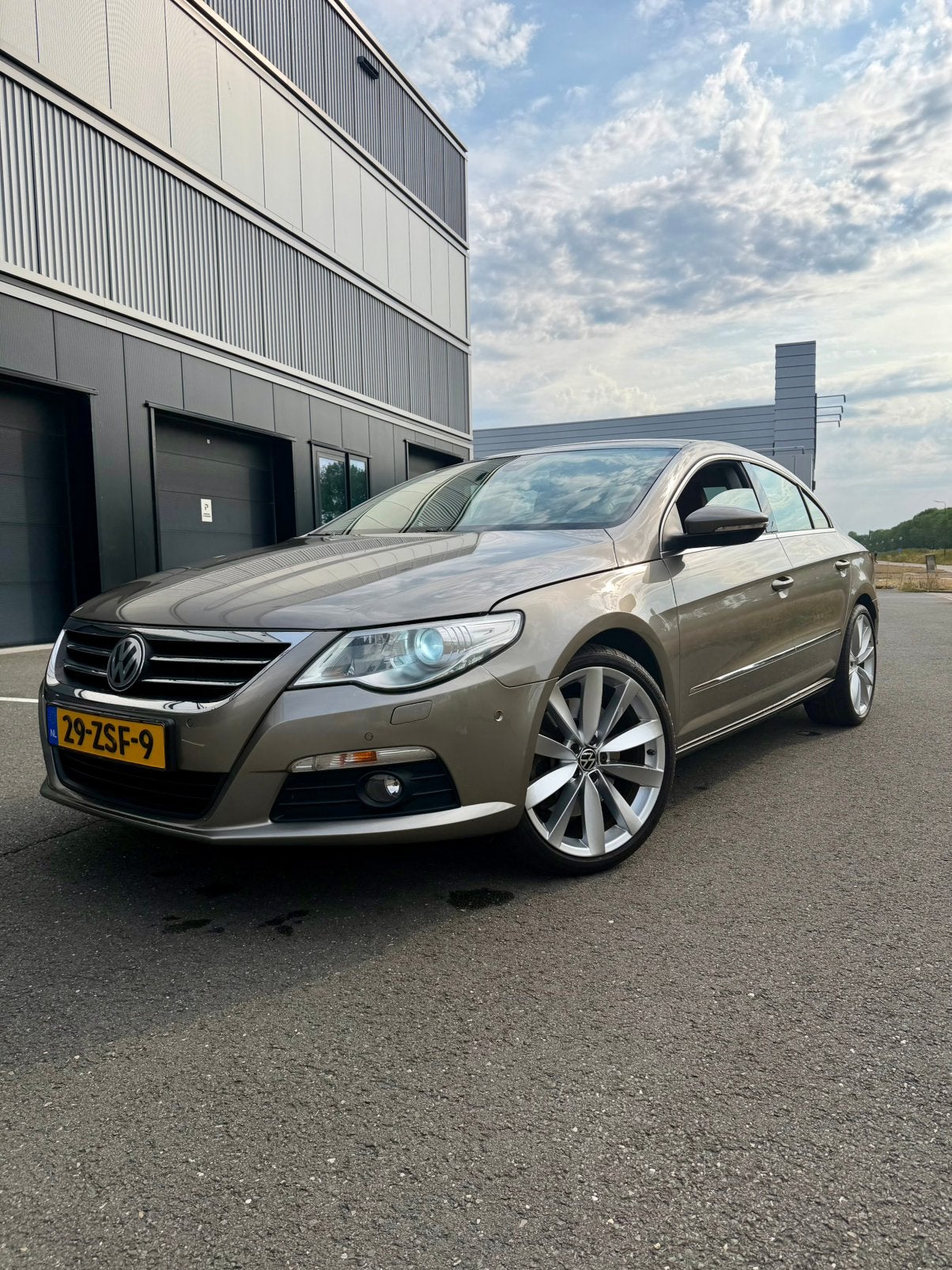 Volkswagen Passat CC 3.6 V6 4motion, Auto's, Automaat, Beige, 3597 cc, Vierwielaandrijving