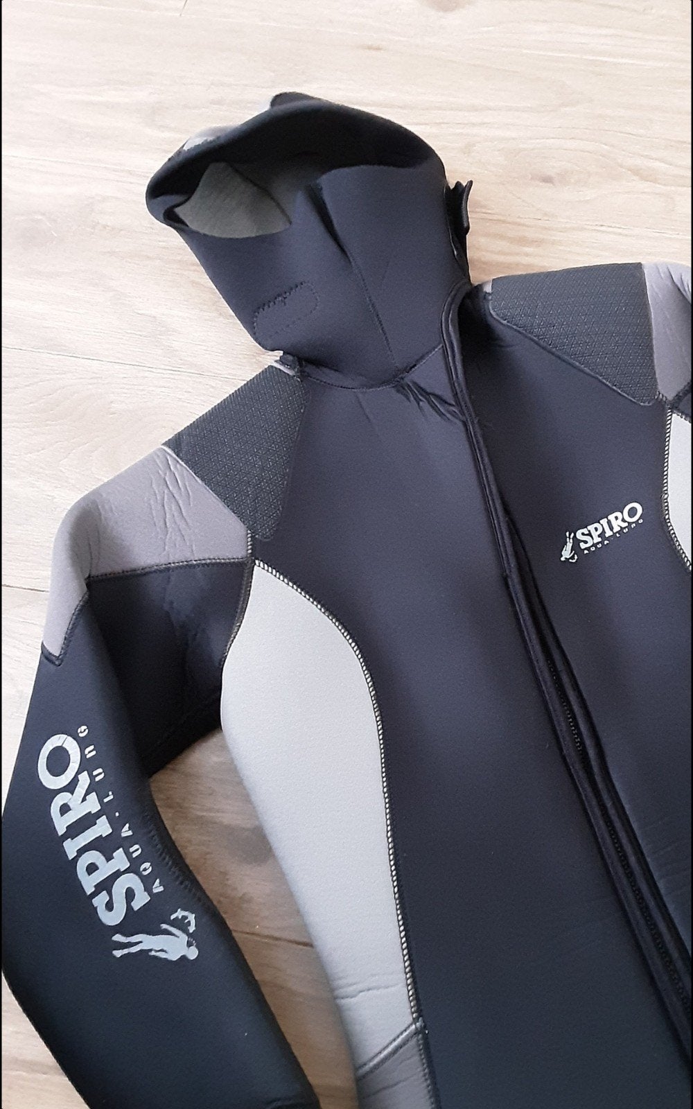 Wetsuit size 4 Spiro duikpak, Ophalen of Verzenden, Zo goed als nieuw, Wetsuit