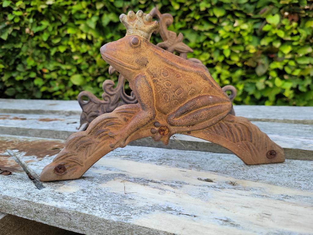 tuinwanddecoratie giedijzeren tuinslang houder, Ophalen of Verzenden, Zo goed als nieuw