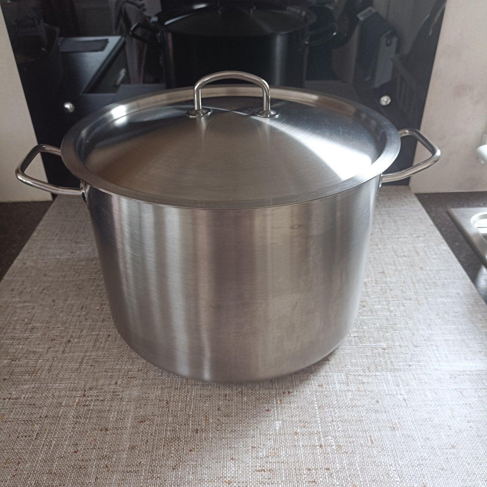 grote soeppan 14 liter,  the good food factory, Ophalen of Verzenden, Zo goed als nieuw, Rvs, Kookpan