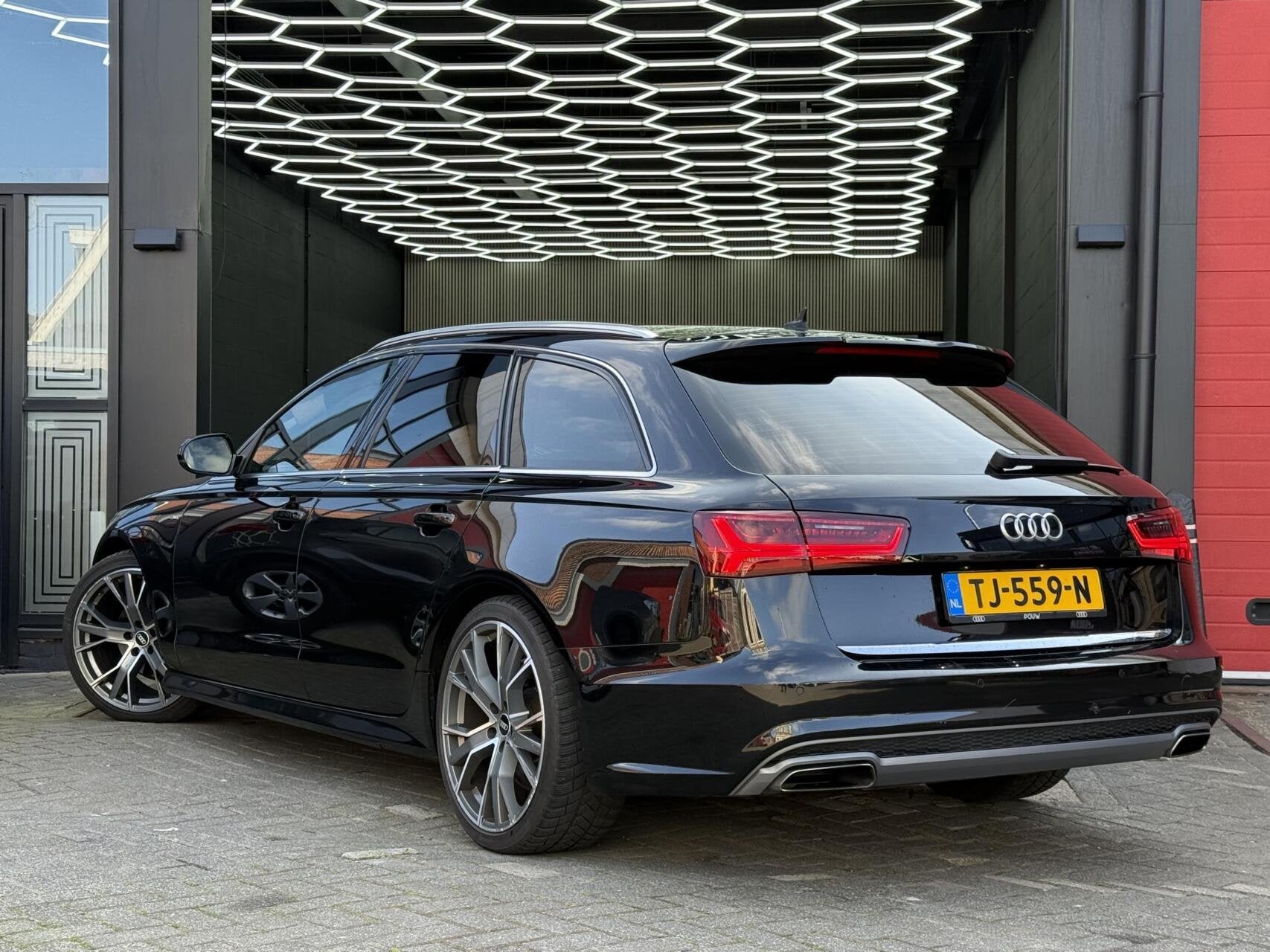 Audi A6 Avant 1.8 TFSI ultra Advance Sport, Auto's, Audi, Leder en Stof, Zwart, Origineel Nederlands, 93 €/maand
