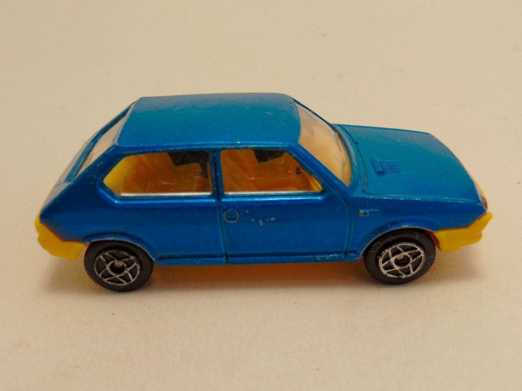 Fiat Ritmo 65 1:43 Dinky Toys blauw, Hobby en Vrije tijd, Modelauto's | 1:43, Ophalen of Verzenden, Auto, Dinky Toys