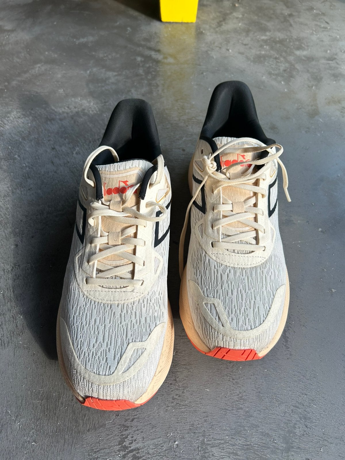 Diadora Nucleo 2 hardloopschoen  maat 45,5, Sport en Fitness, Hardloopschoenen, Zo goed als nieuw, Hardlopen, Ophalen