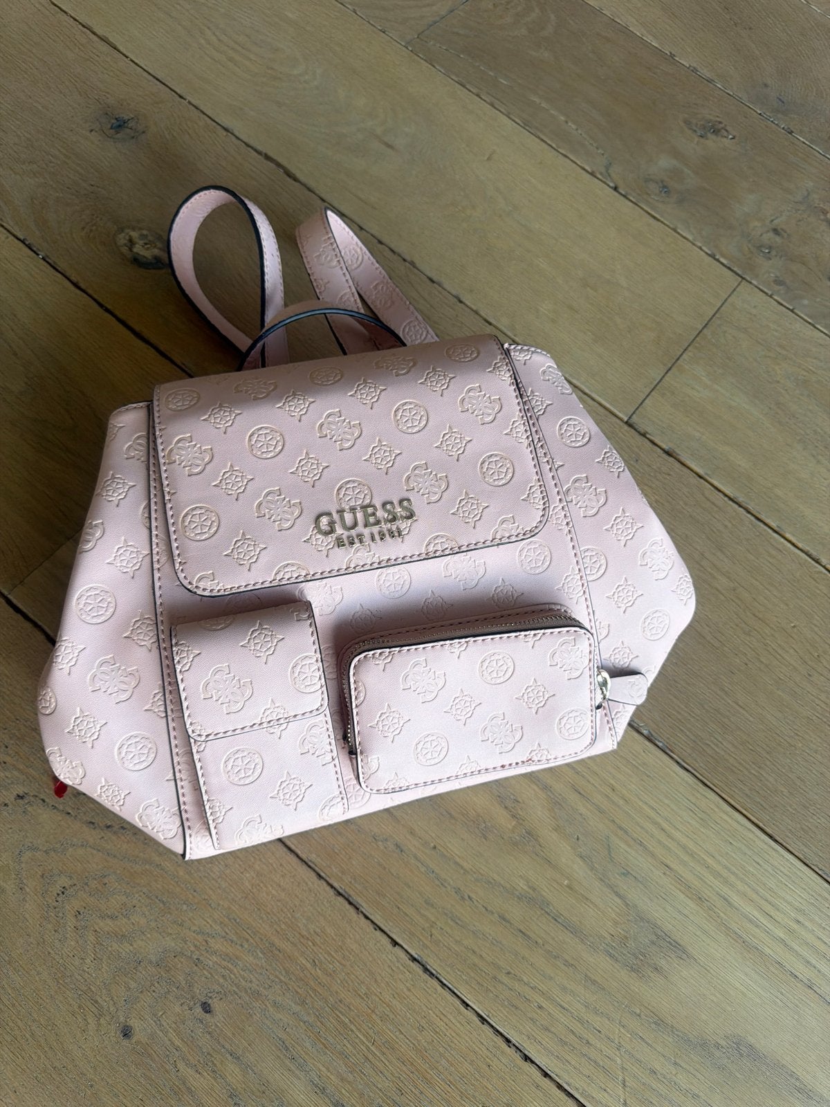 Roze Guess rugzak, zo goed als nieuw, Overige merken, 25 tot 40 cm, Ophalen of Verzenden, Zo goed als nieuw