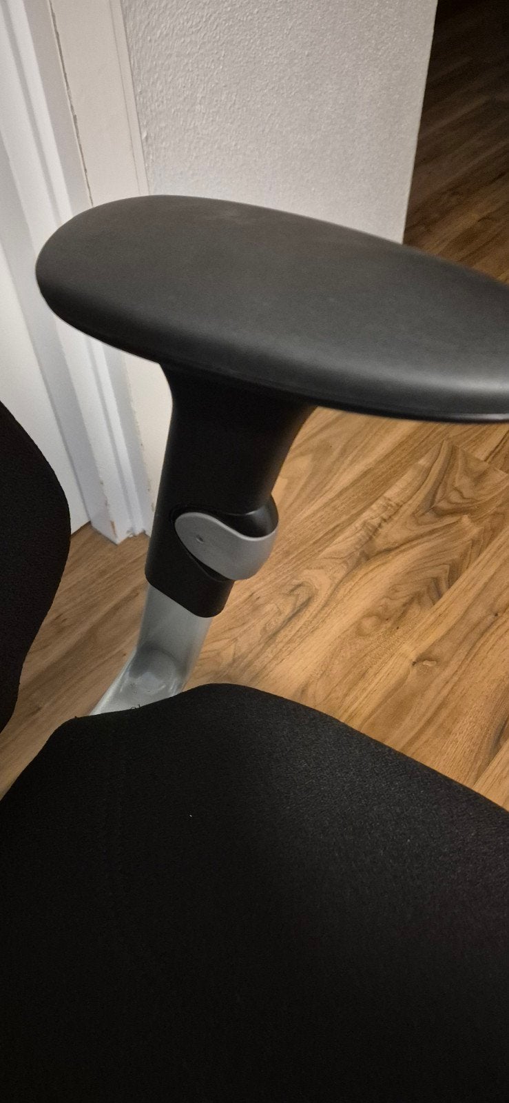 Foto 5 van Te koop: Luxe bureaustoel van een duur merk