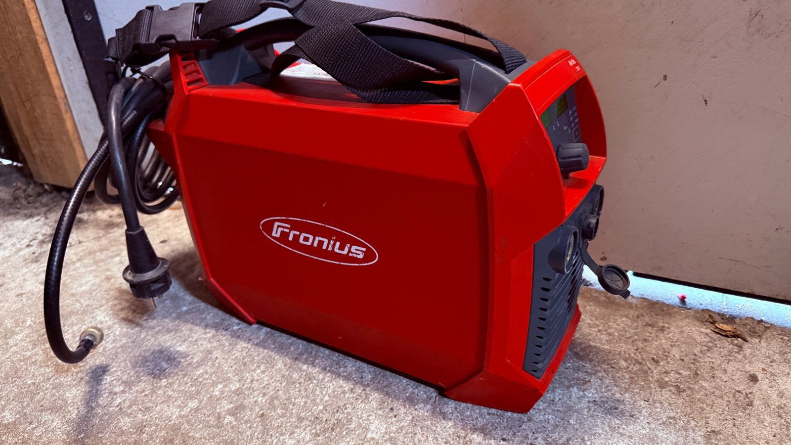Fronius TransTig 210 TIG lasapparaat (zonder kabels), Ophalen, Gebruikt, 150 tot 250 ampère, Tig