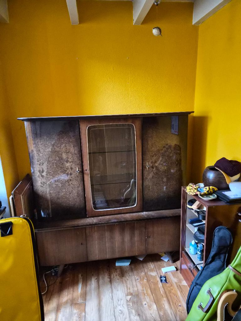 Oude kast, Ophalen