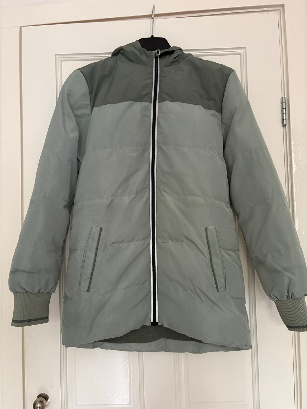 Hema winterjas, maat 158/164, Kinderen en Baby's, Ophalen of Verzenden, Gebruikt, Jongen of Meisje, Jas
