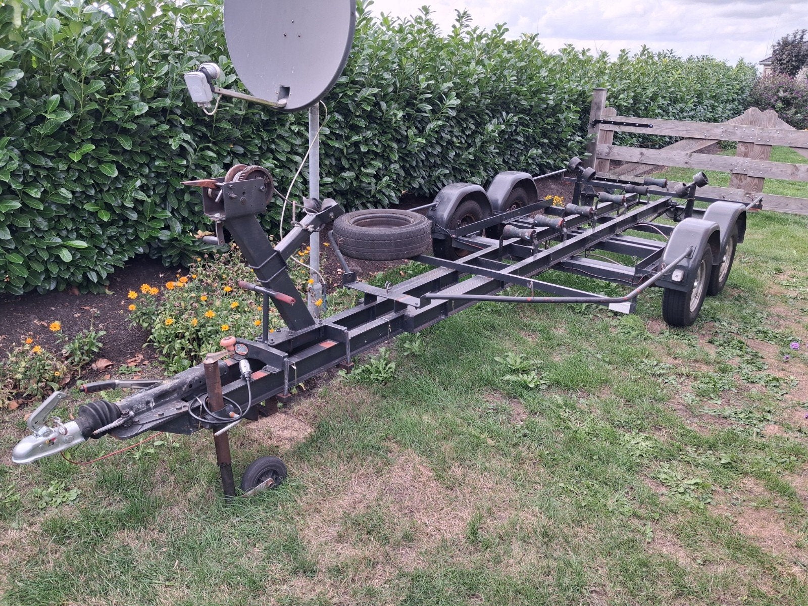 zware boot trailer tandenasser met kenteken., Watersport en Boten, Boottrailers, Ophalen, Gebruikt, 1500 tot 3000 kg, 6 tot 9 meter