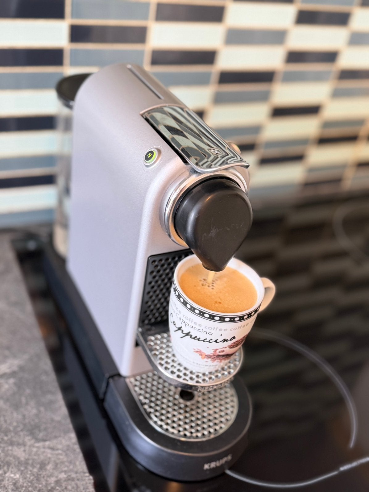 Nespresso Krups koffiemachine Compact & Stijlvol, Ophalen, Gebruikt, Koffiemachine, 1 kopje