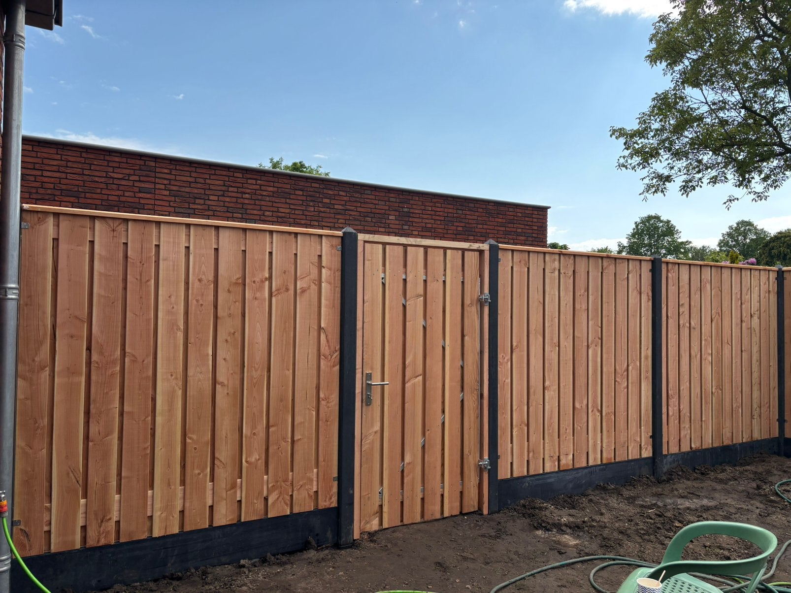 Douglas hout/beton schutting €130 per meter incl. Montage, Ophalen, 1 tot 2 meter, 6 meter of meer, Zo goed als nieuw