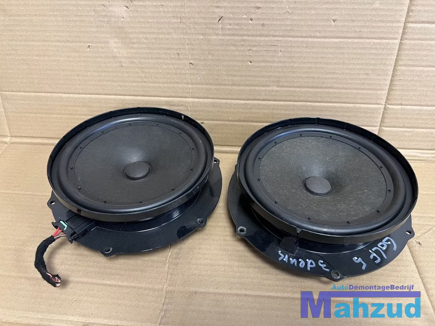 VW GOLF 5 links rechts speaker 2004-2009, Gebruikt, Volkswagen, Volkswagen AG, Berliner Ring 2
38440  Wolfsburg, DE