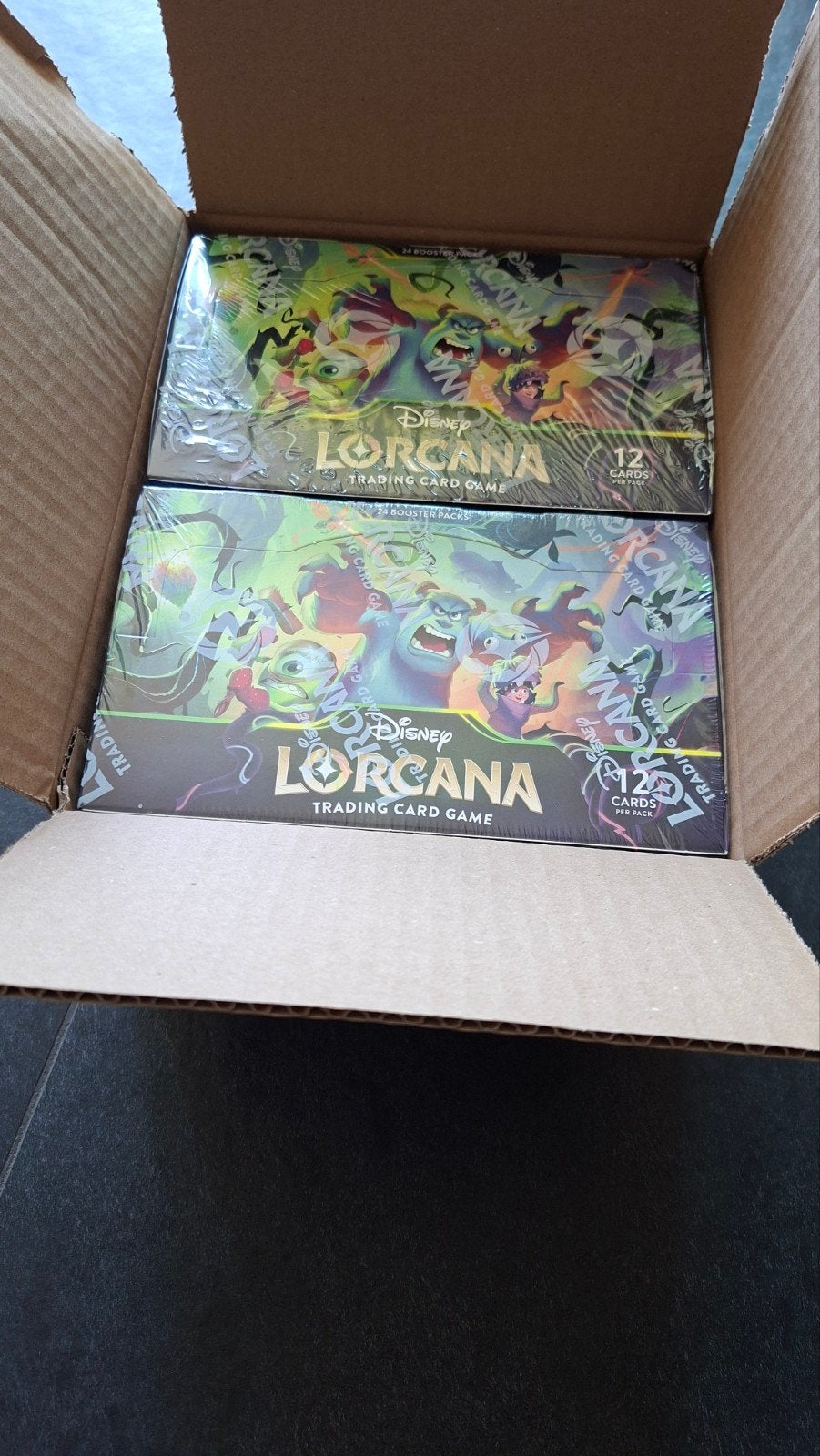 Lorcana Attack Of the Vine Boosterbox Case, Hobby en Vrije tijd, Verzamelkaartspellen | Pokémon, Ophalen of Verzenden, Nieuw, Boosterbox
