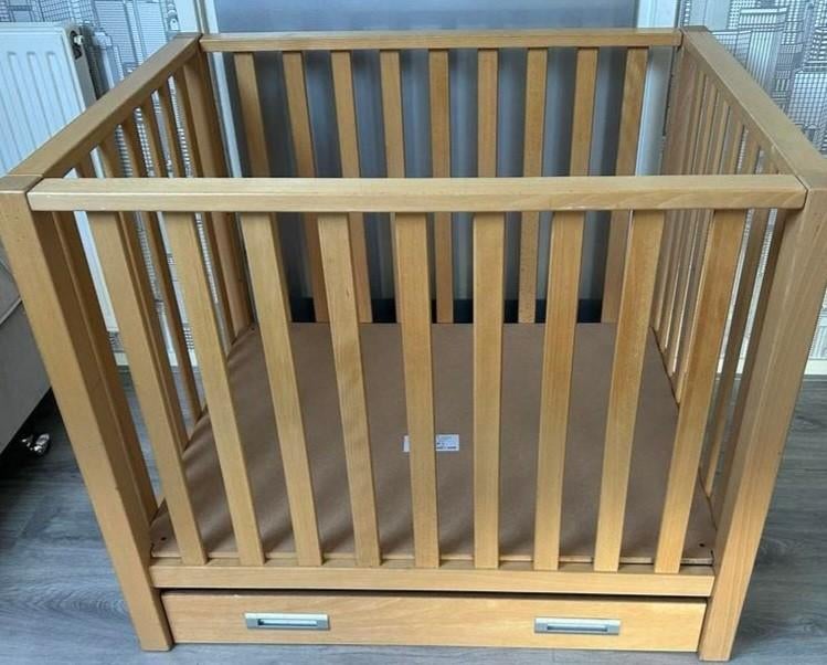 TWF Baby box Lieke met lade, Ophalen, Zo goed als nieuw, Rechthoekig, Lade