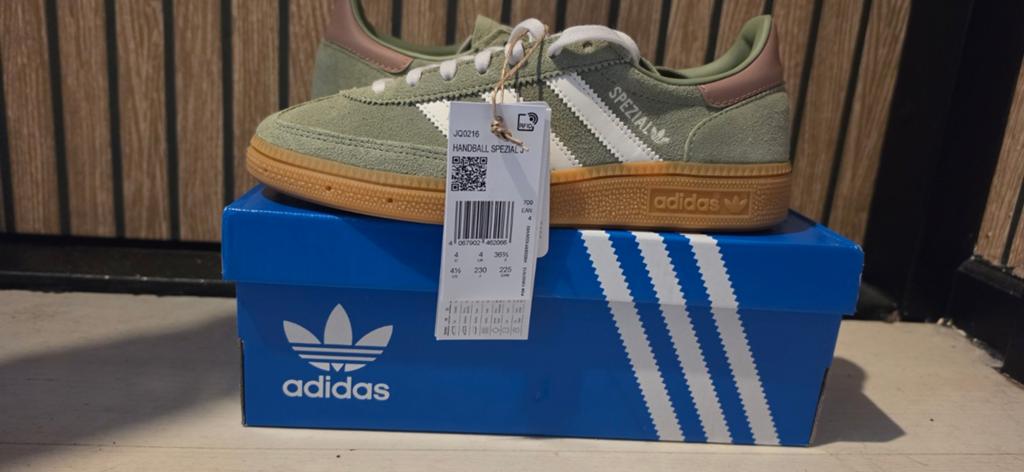 Adidas Handball Spezial Schoenen Maat 36⅔ - Nieuw in doos, Kinderen en Baby's, Kinderkleding | Schoenen en Sokken, Ophalen, Adidas