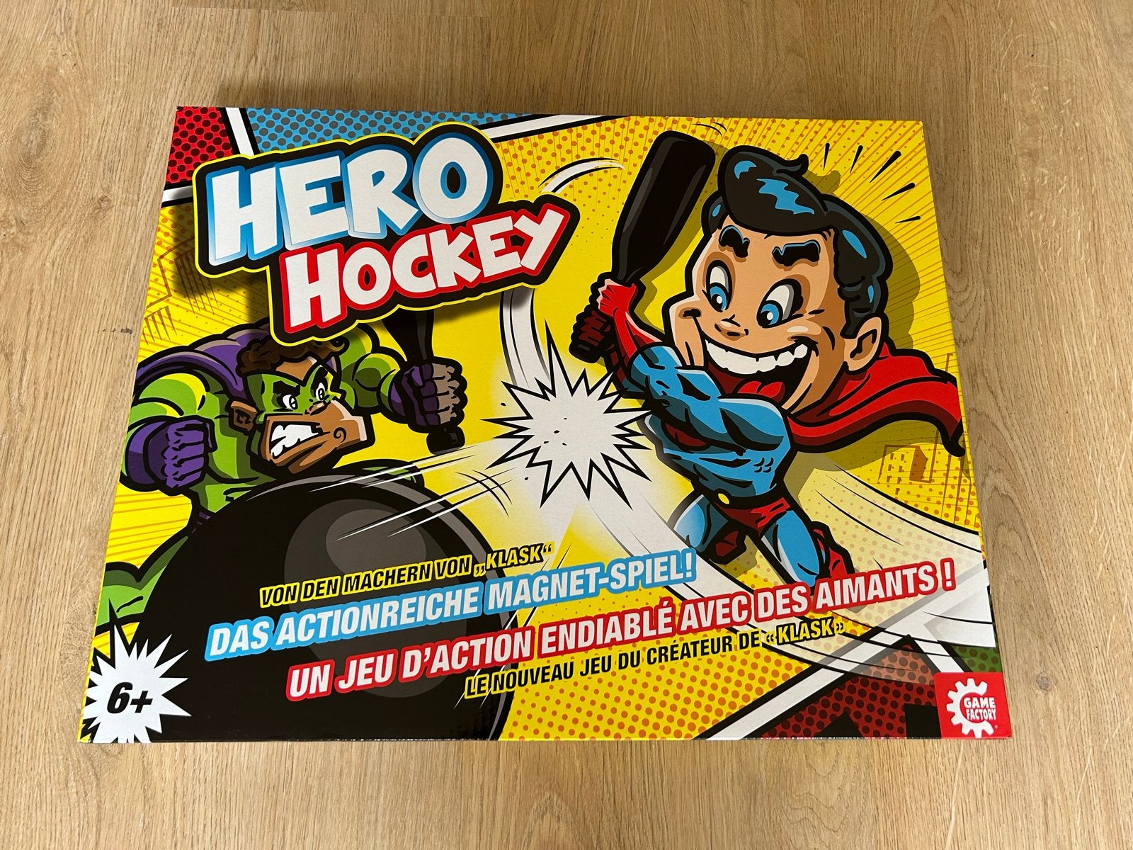 Hero Hockey Magnetisch Actiespel, Een of twee spelers, Ophalen of Verzenden, Zo goed als nieuw