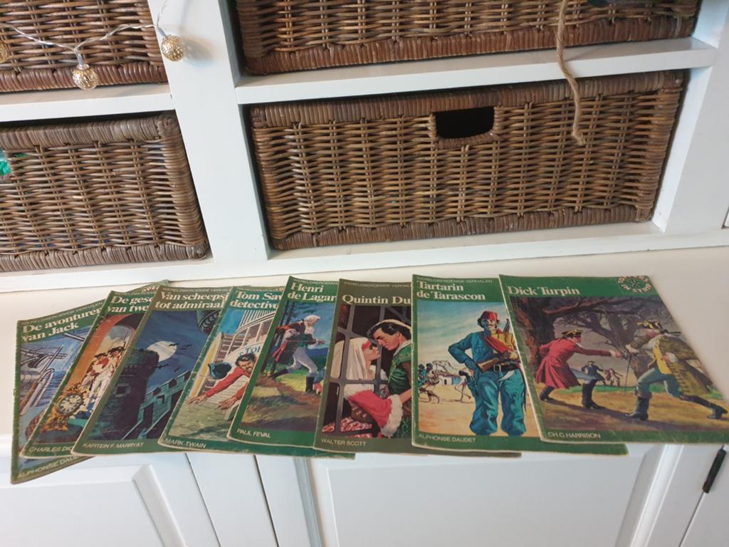 Wereldberoemde verhalen, Boeken, Stripboeken, Meerdere stripboeken, Ophalen of Verzenden, Gelezen