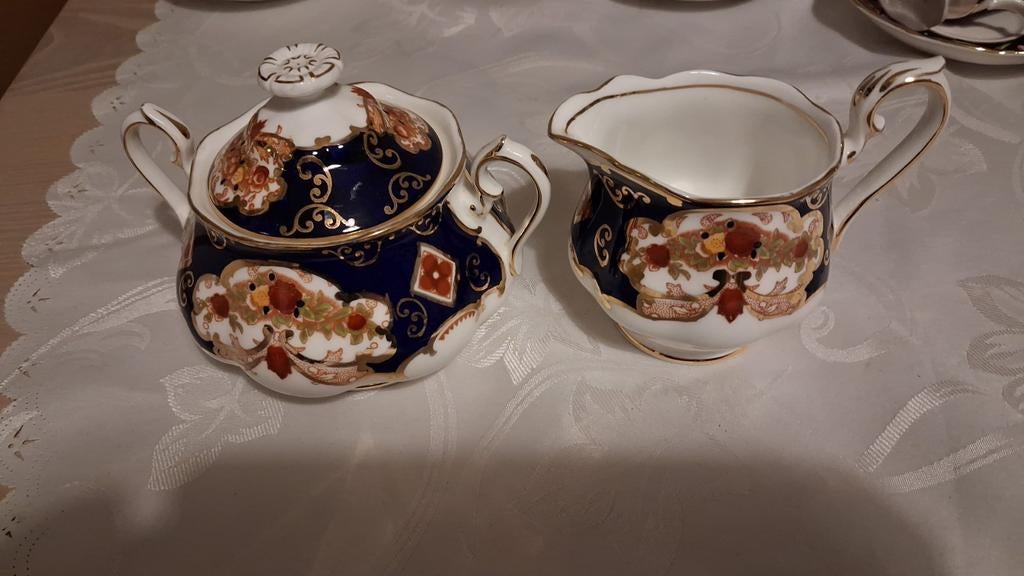 Royal Albert  Heirloom suiker melk set., Ophalen of Verzenden, 17 tot 18, Zilver, Dame