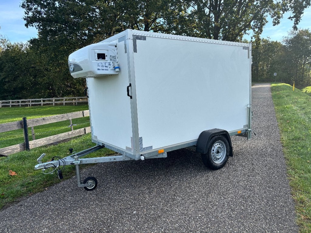 Nieuwe Koelwagen / Koelaanhanger 750 kg | GOVI | 230V, Ophalen, Nieuw