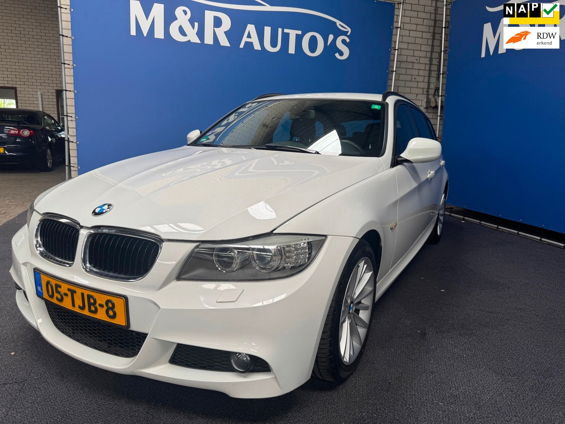 BMW 3-serie Touring 320i Luxury Line Automaat Dealer Onderho, Auto's, BMW, Automaat, Achterwielaandrijving, 1435 kg, Alcantara