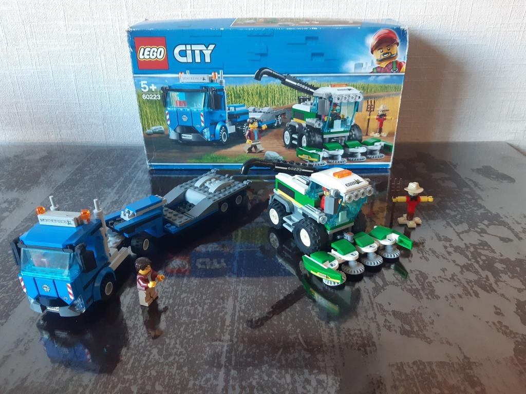Lego City Vrachtwagen & Maaidorser - 60223, Kinderen en Baby's, Speelgoed | Duplo en Lego, Ophalen of Verzenden, Zo goed als nieuw