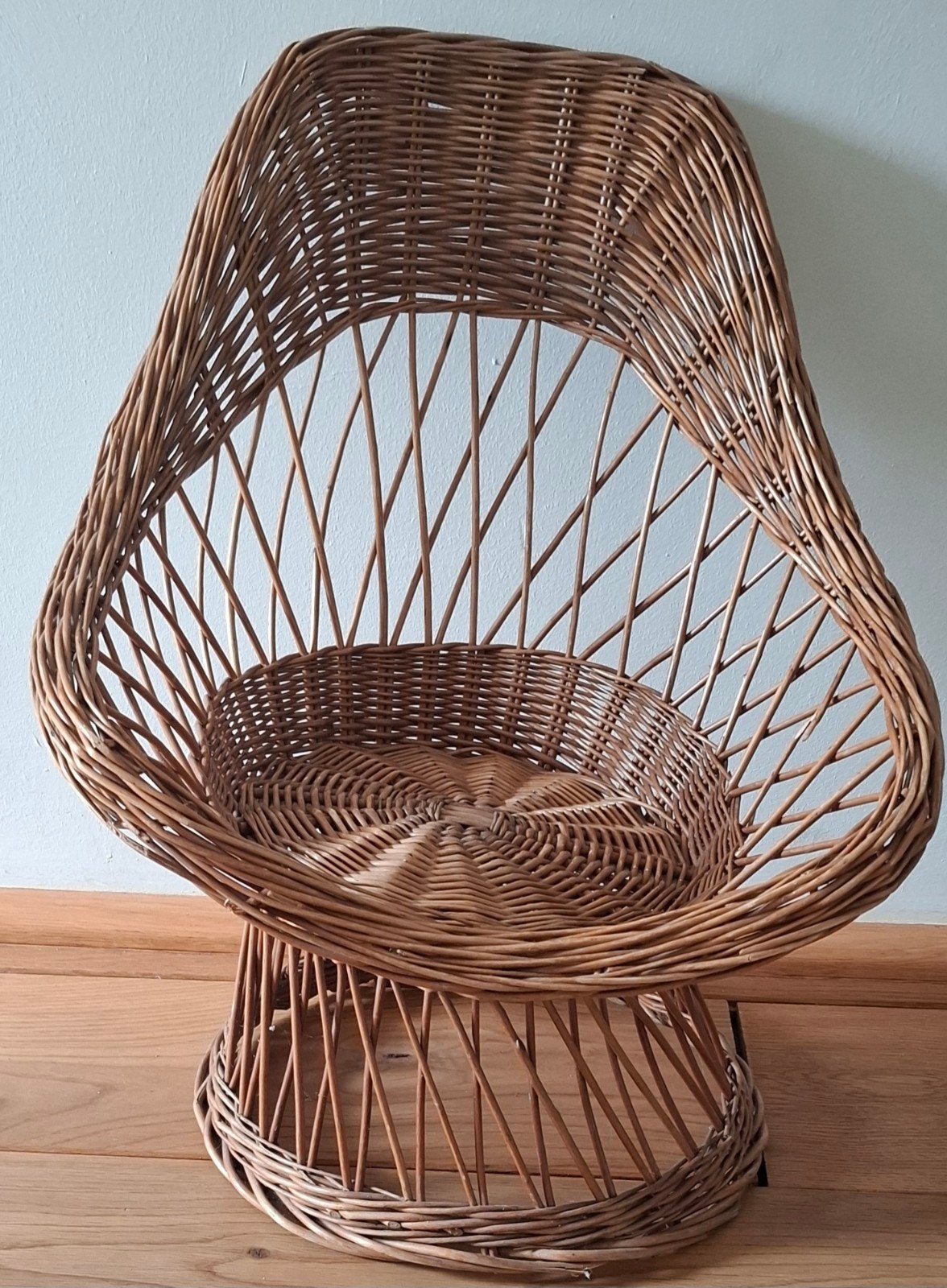 Vintage Rotan Kuipstoel(tje), Bruin, Riet of Rotan, Ophalen of Verzenden, Zo goed als nieuw