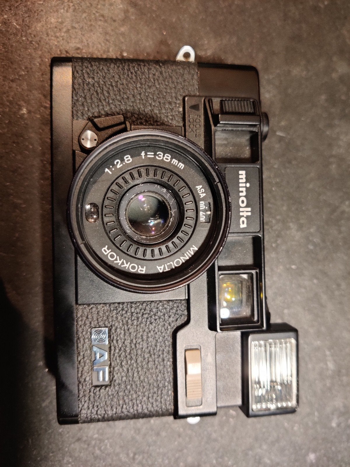 Minolta Hi-Matic AF Compact Camera met Tas, Ophalen