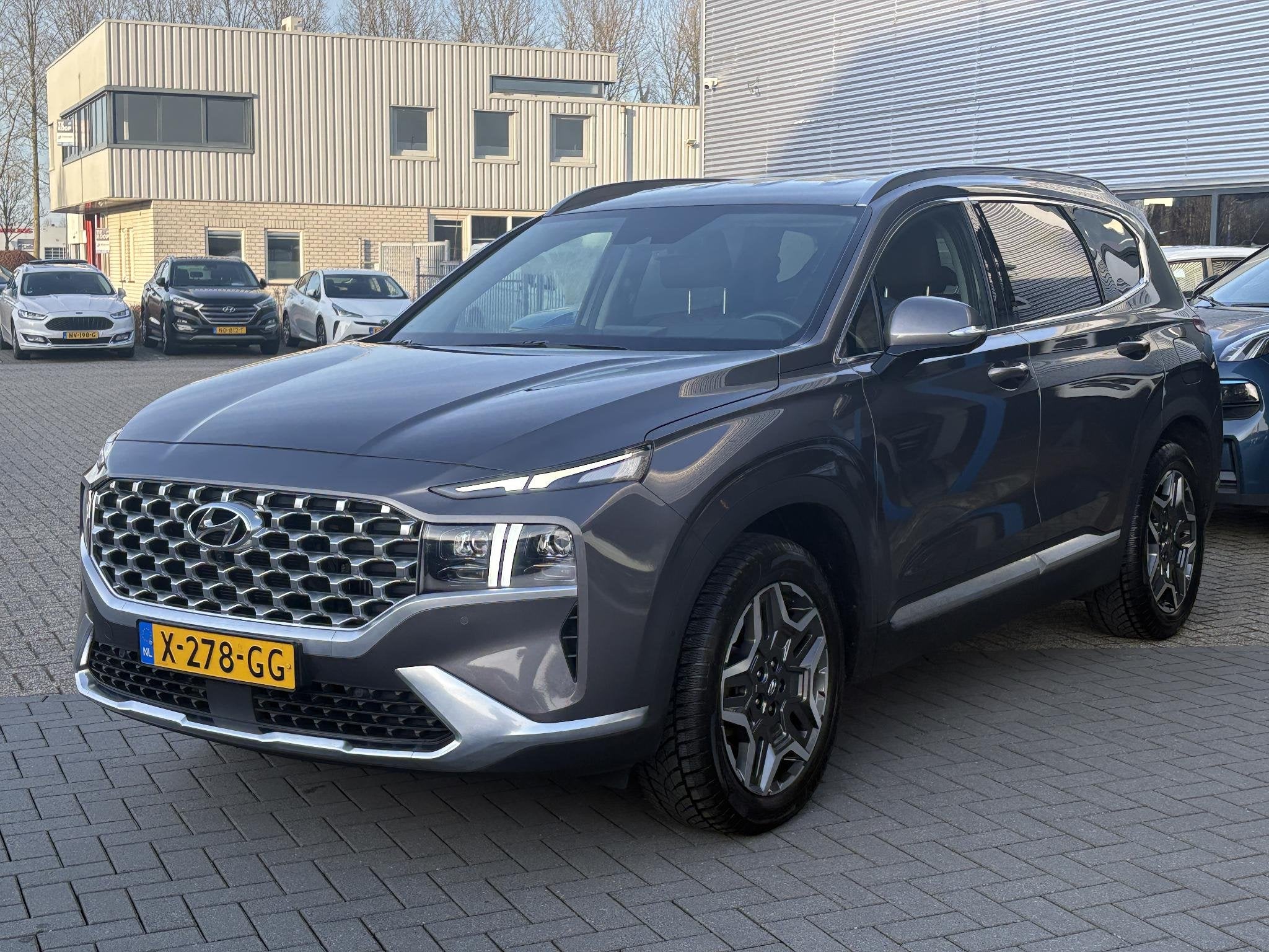 Hyundai Santa Fe 1.6 T-GDI PHEV Premium 7p. | Trekhaak | Led, Auto's, Automaat, 1350 kg, Gebruikt, Euro 6