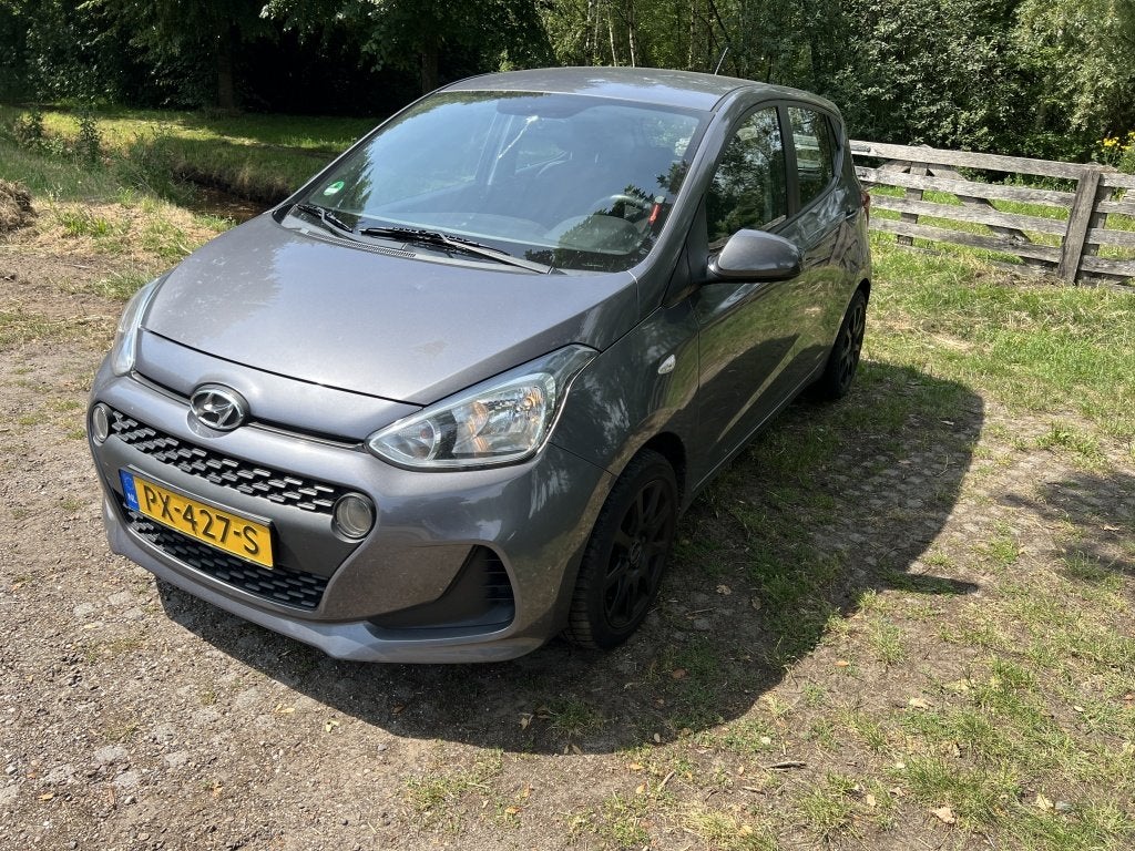 Hyundai i10 Airco trekhaak 1.0i Comfort (bj 2017), Auto's, Voorwielaandrijving, Gebruikt, 4 stoelen, Start-stop-systeem
