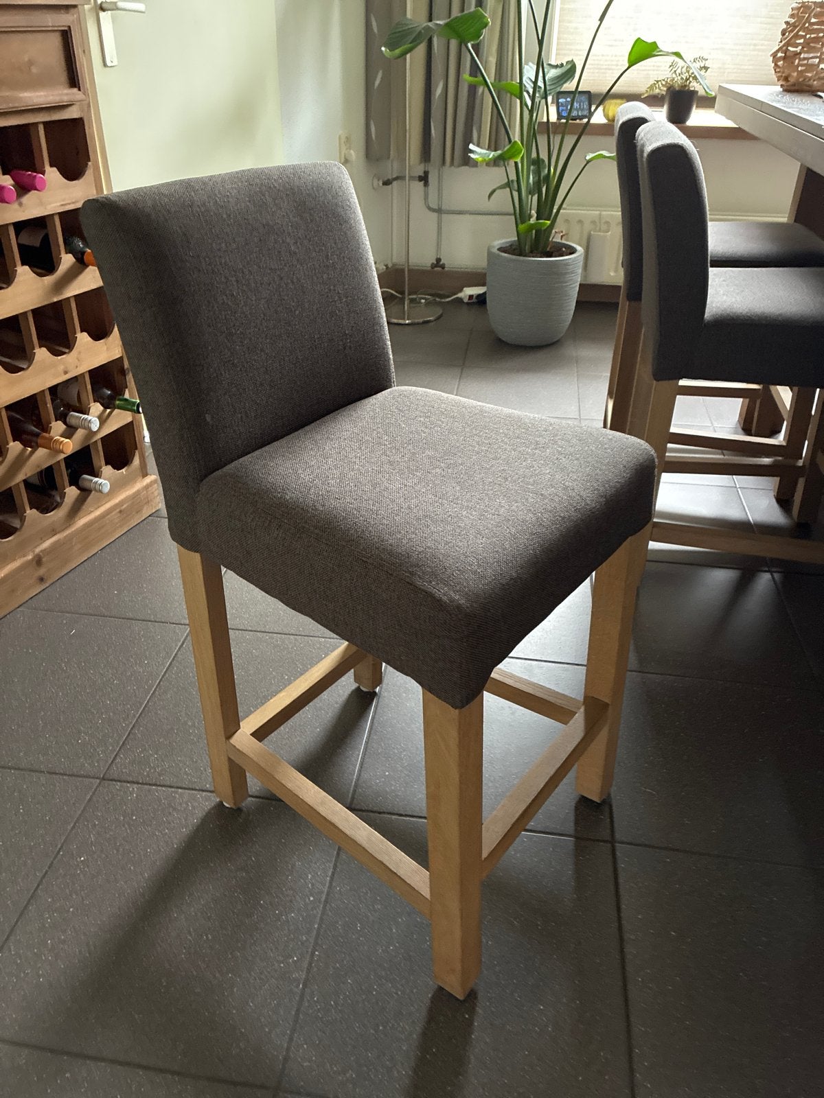 Barkruk met rugleuning - Zo goed als nieuw, 5 krukken of meer, Ophalen, Zo goed als nieuw, 60 tot 90 cm