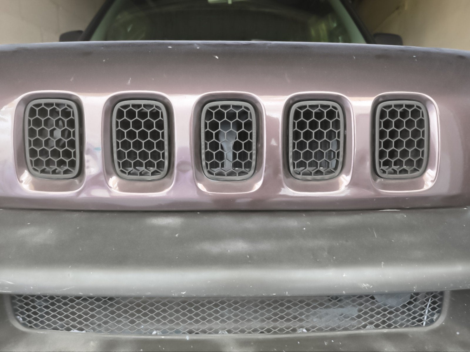 Suzuki jimny Grille 98-05, Voor, Ophalen of Verzenden, Bumper, Gereviseerd