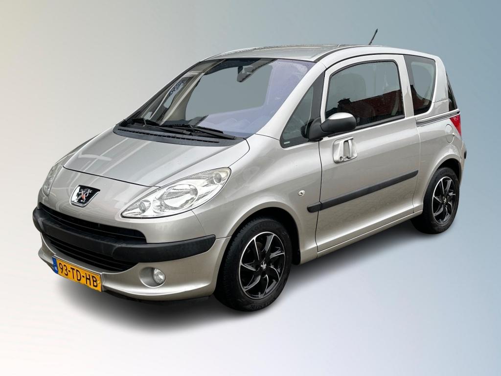 Peugeot 1007 1.6-16V GENTRY  AUTOM, Auto's, Automaat, 15 km/l, Gebruikt, 4 stoelen