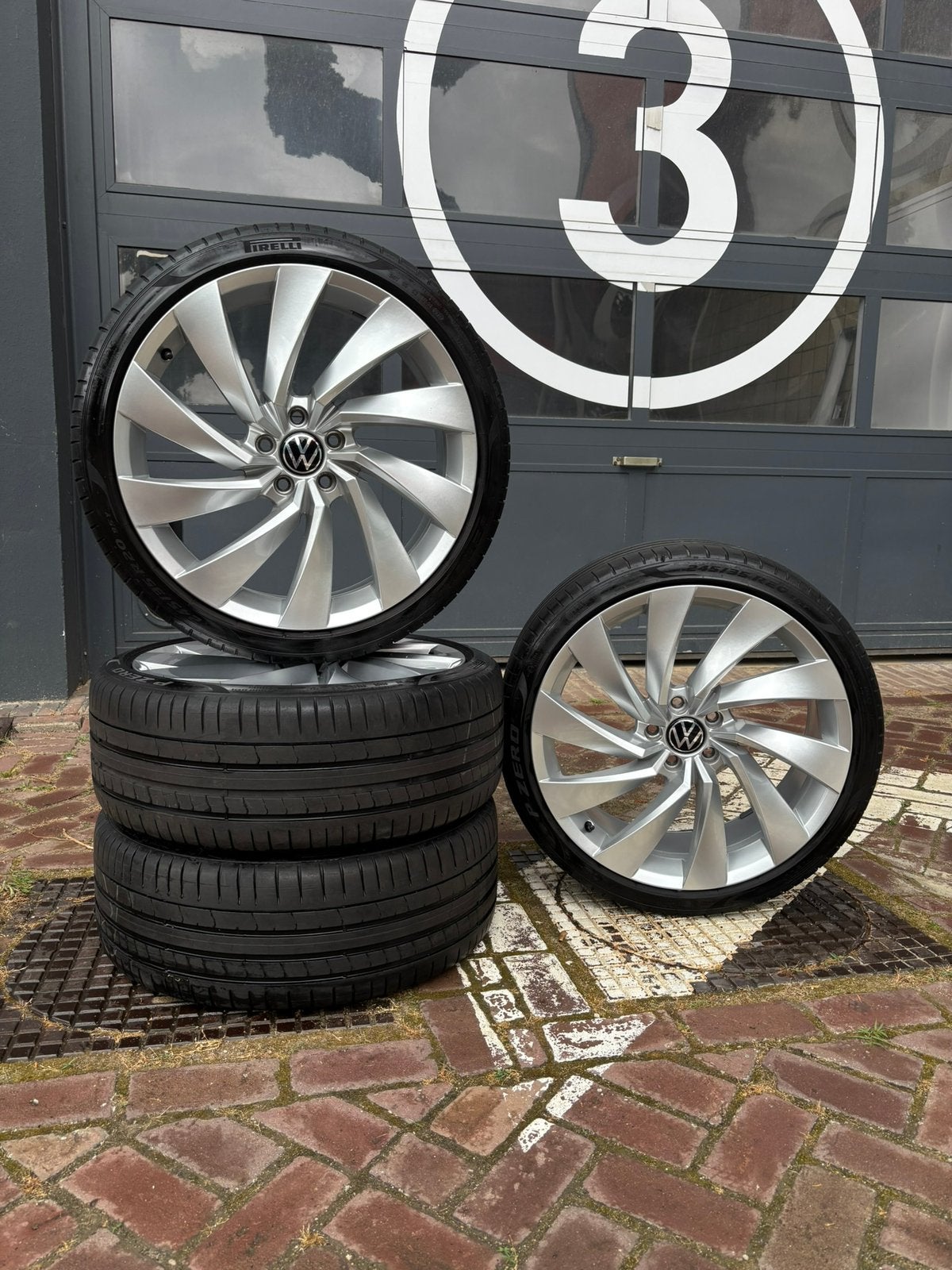 20” Volkswagen Passat / Arteon R Line “Rosario” velgen, Ophalen, 245 mm, Banden en Velgen, Personenwagen