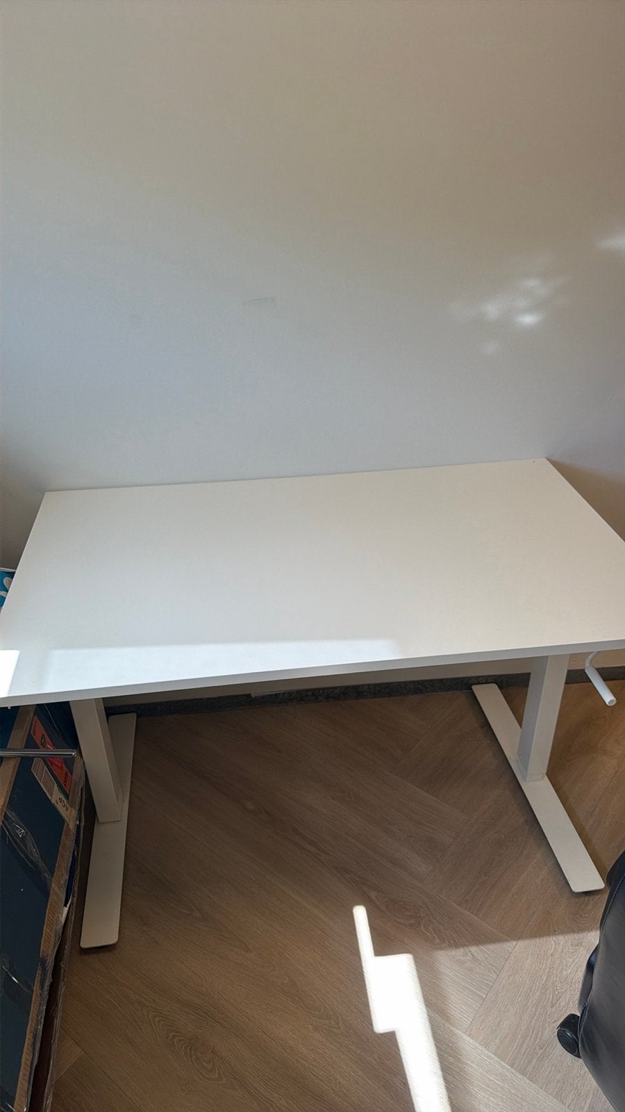 BUREAU EN STOEL 60 EURO