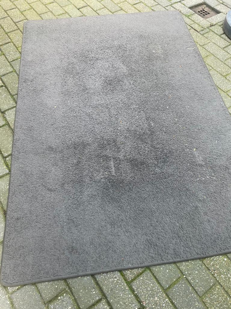 Grijs vloerkleed 130x190cm - Gratis af te halen, Huis en Inrichting, Stoffering | Tapijten en Kleden, Ophalen, Gebruikt, 150 tot 200 cm