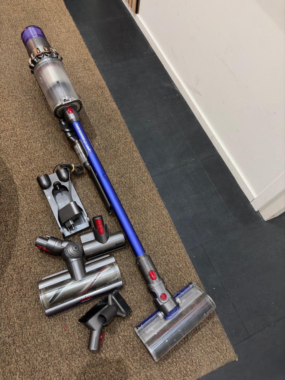Dyson V11 Absolute Extra - Werkt perfect (nieuwe accu nodig), Ophalen, Gebruikt, Draadloos, Dyson