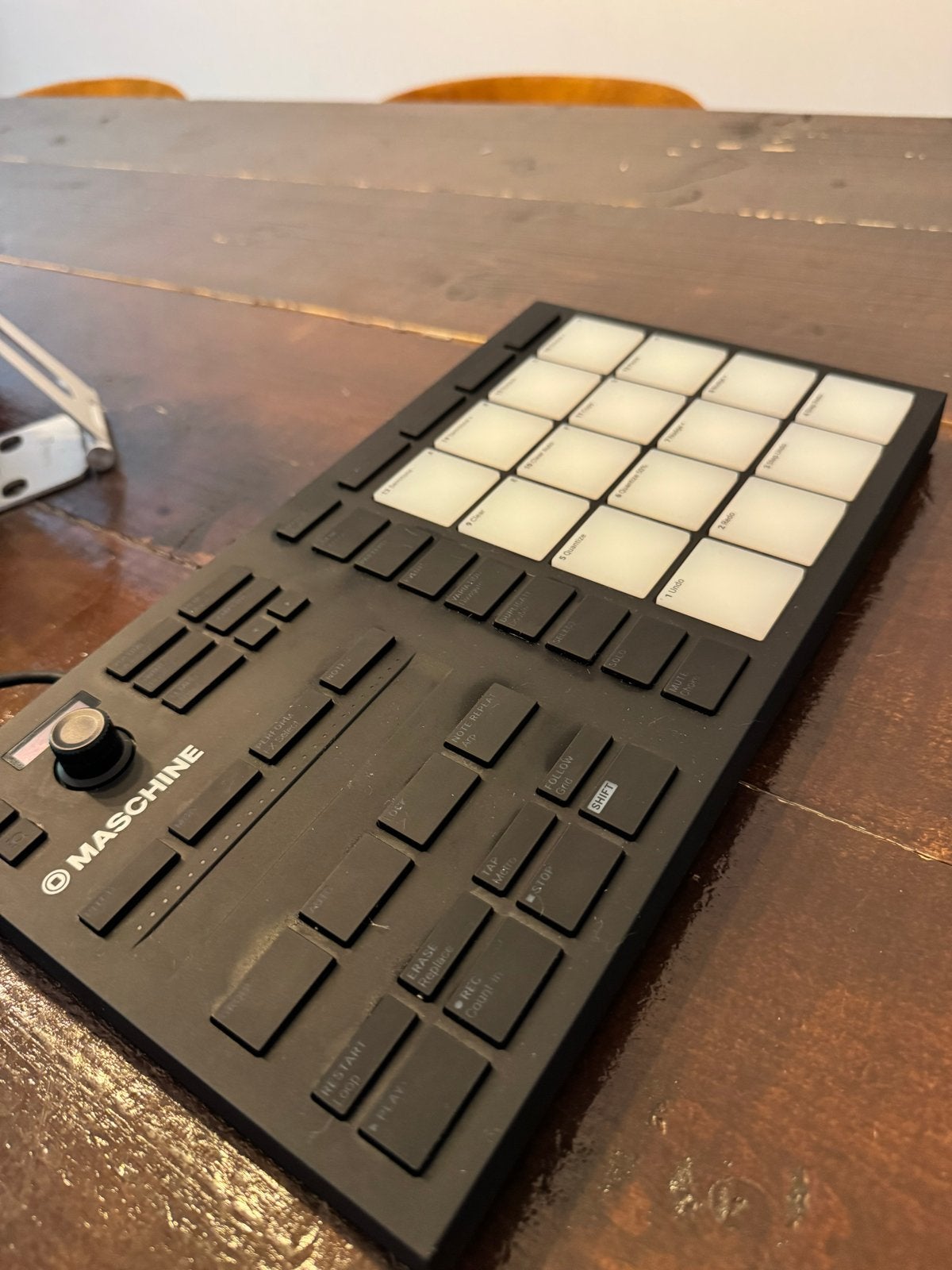 Native Instruments Maschine Mikro MK3, Muziek en Instrumenten, Overige aantallen, Zo goed als nieuw, Met midi-aansluiting, Ophalen