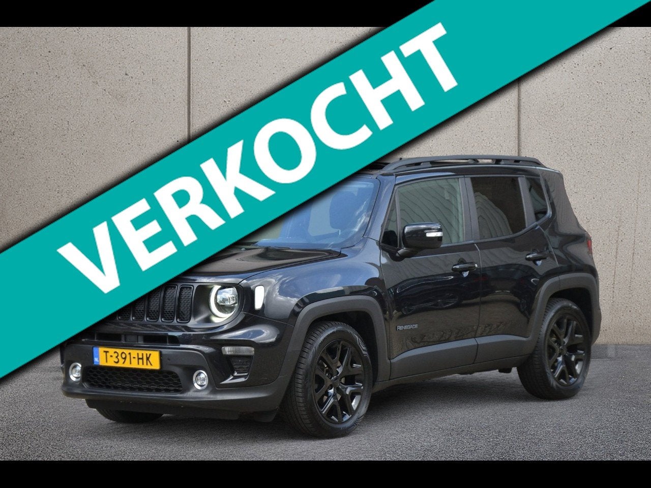 Jeep Renegade 1.3T-e Limited 150PK Automaat | Panoramadak |, Auto's, Jeep, Stof, Gebruikt, 4 cilinders, Zwart