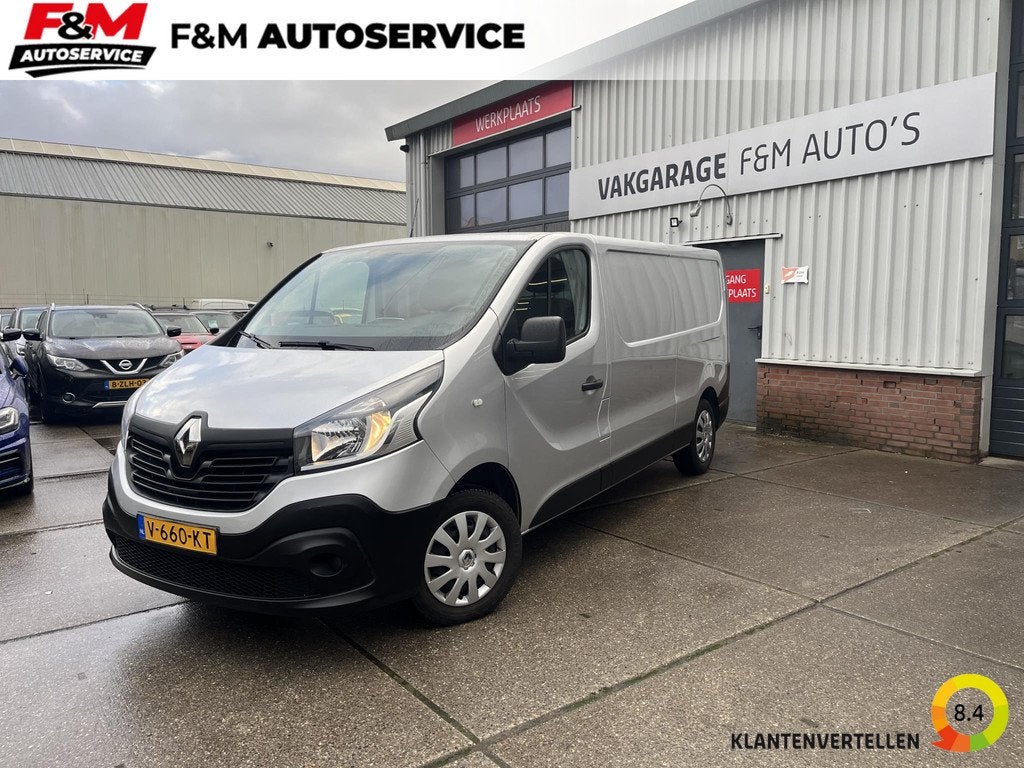 Renault Trafic 1.6 dCi T29 L2H1 Comfort Airco, cruise, trekh, Auto's, Bestelauto's, Voorwielaandrijving, Gebruikt, Euro 6, 4 cilinders