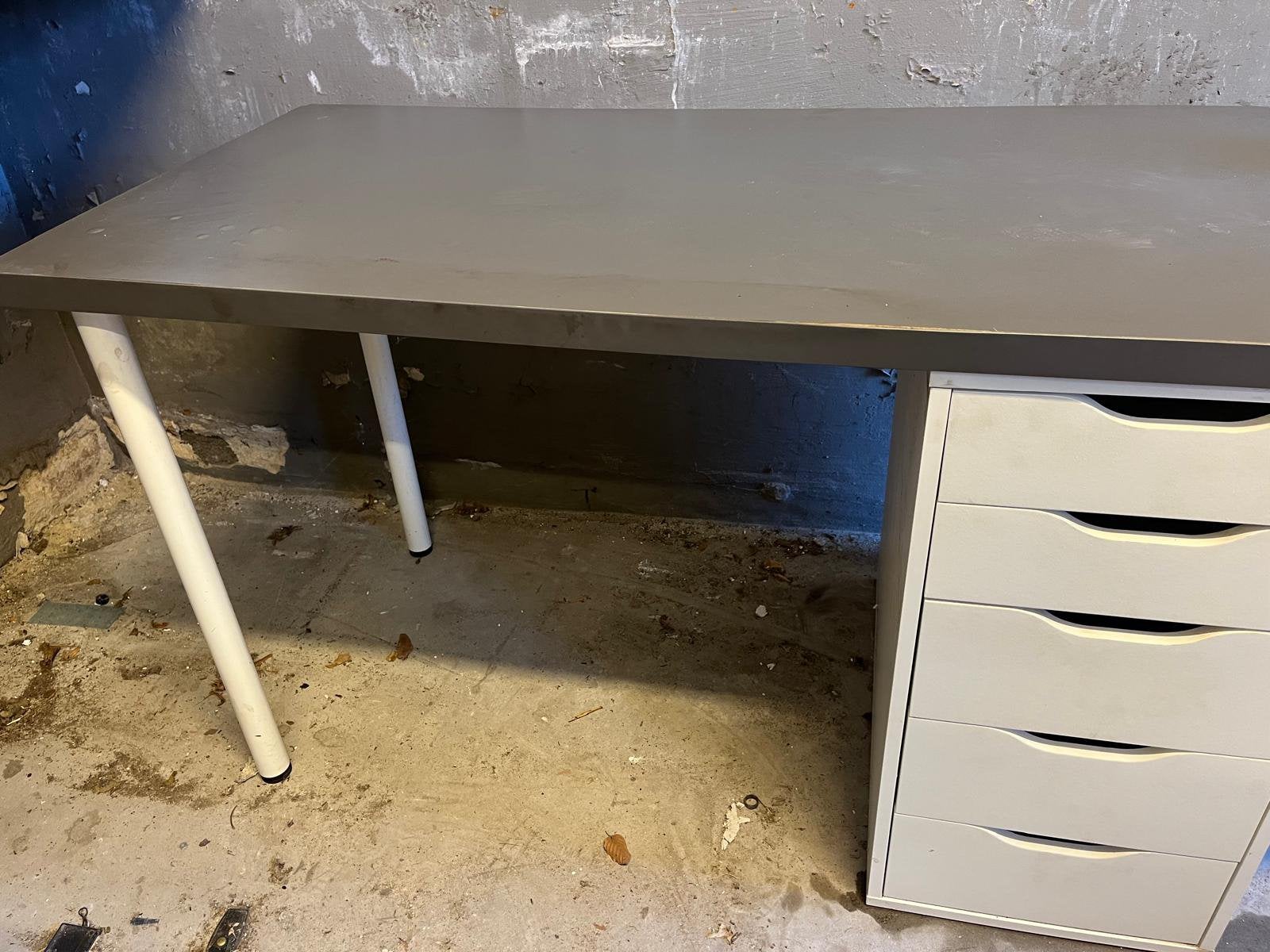 Ikea bureau, Ophalen, Gebruikt, Schoolbureau, IKEA