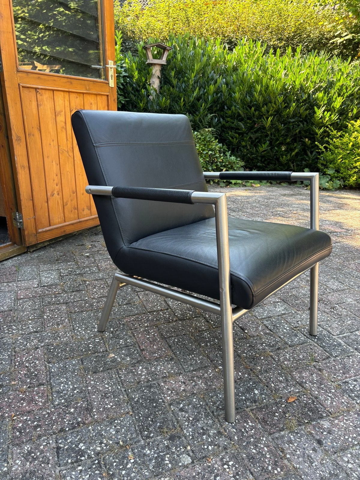 Zwarte leren relaxfauteuil met metalen frame, Ophalen, Gebruikt, Zwart, Leer