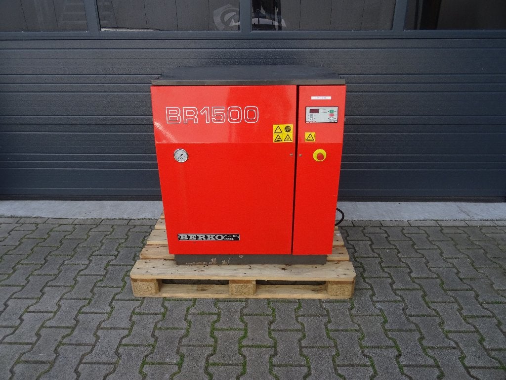 compressor Berko BR1500, Doe-het-zelf en Verbouw, Compressors, Ophalen, Geluidgedempt, Gebruikt, 800 liter/min of meer